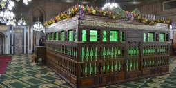 İmam Şafii Kimdir, Kısaca Hayatı ve Eserleri.